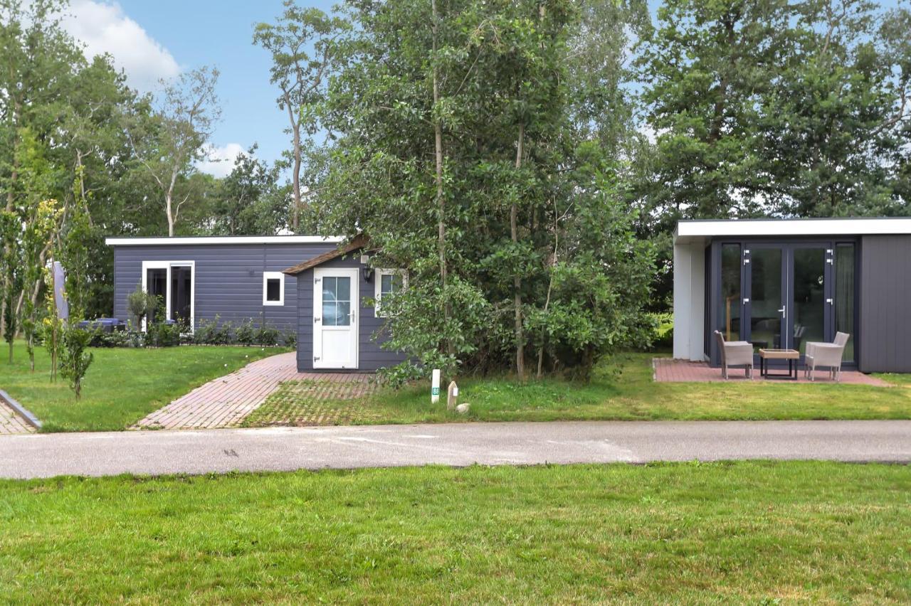 Landelijk Chalet 87 Oosterwolde  Exterior photo